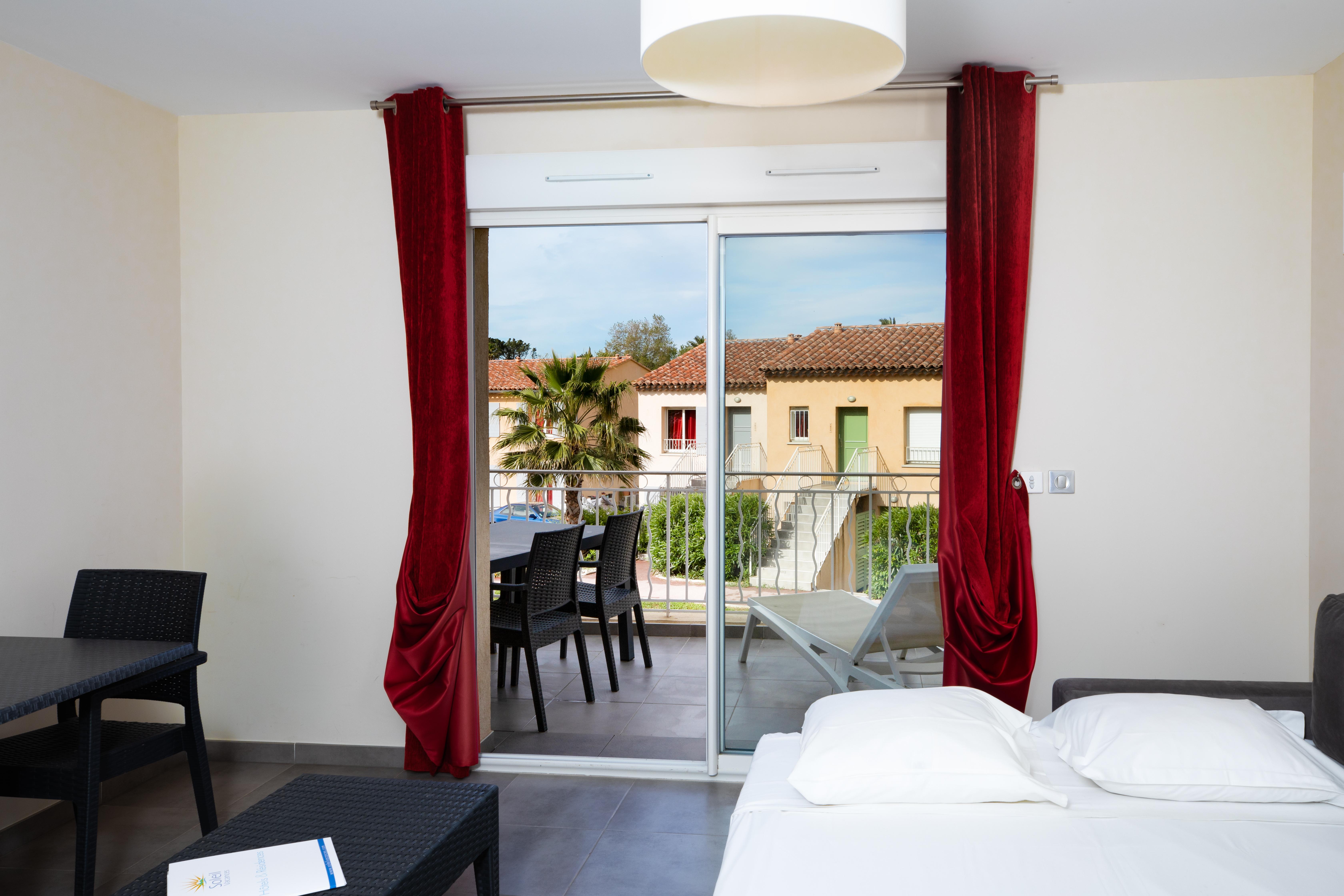 Sowell Residences Les Perles Du Golfe De Saint-Tropez 그리모 외부 사진