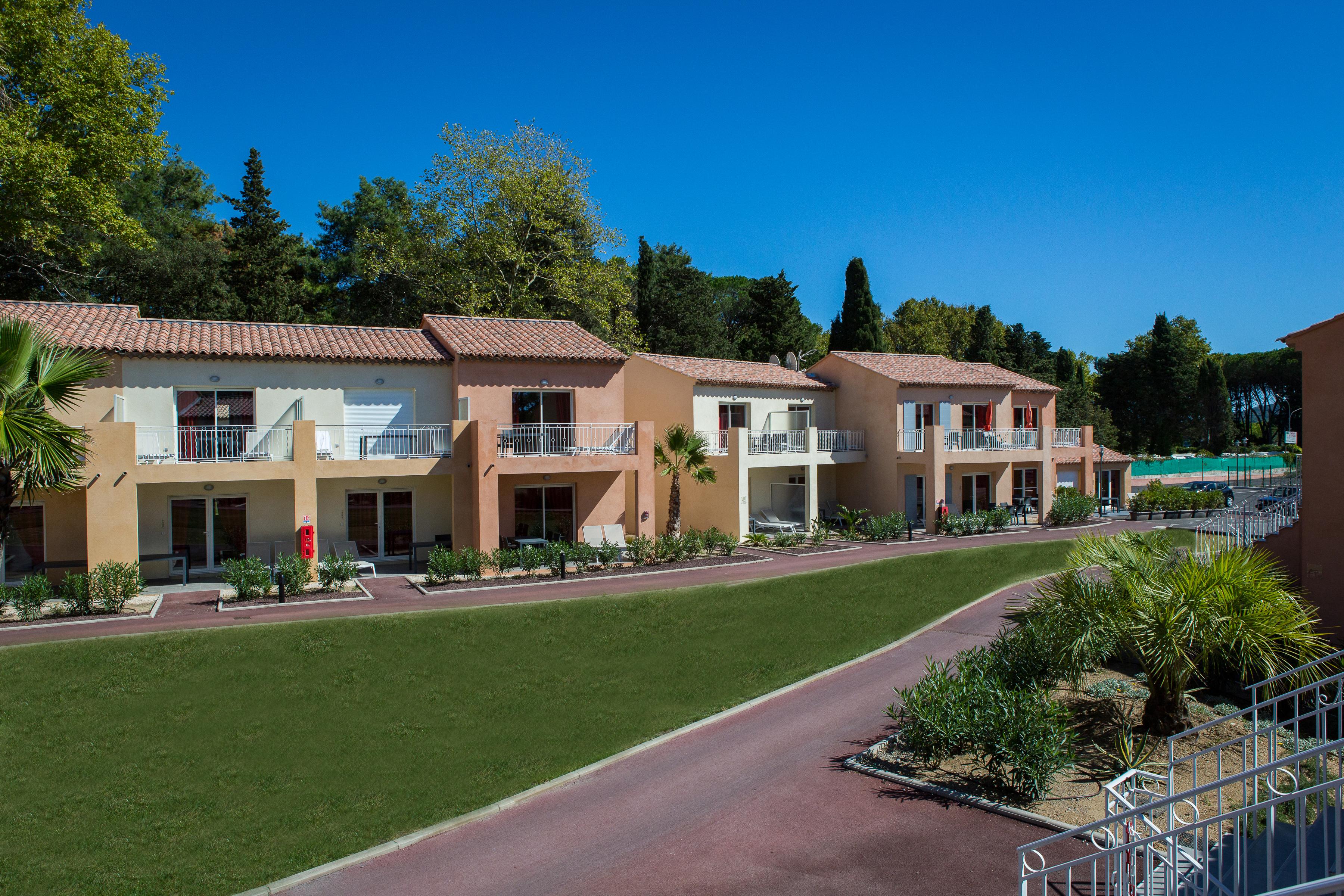 Sowell Residences Les Perles Du Golfe De Saint-Tropez 그리모 외부 사진